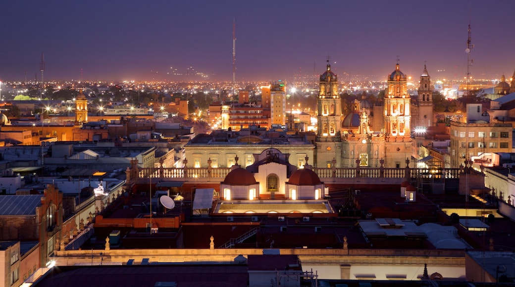 San Luis Potosí das einen Landschaften, bei Nacht und Stadt