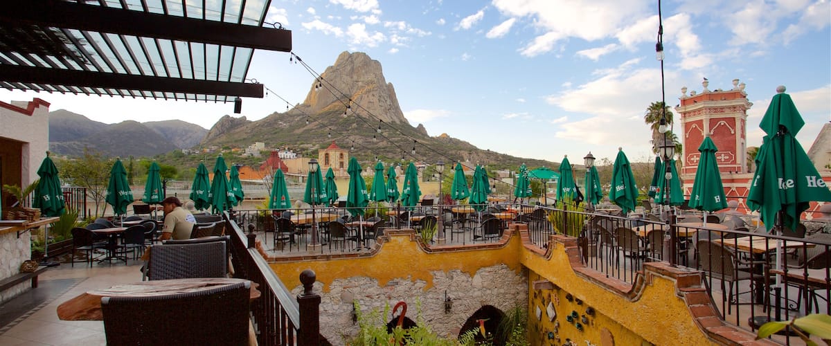México mostrando elementos del patrimonio y montañas