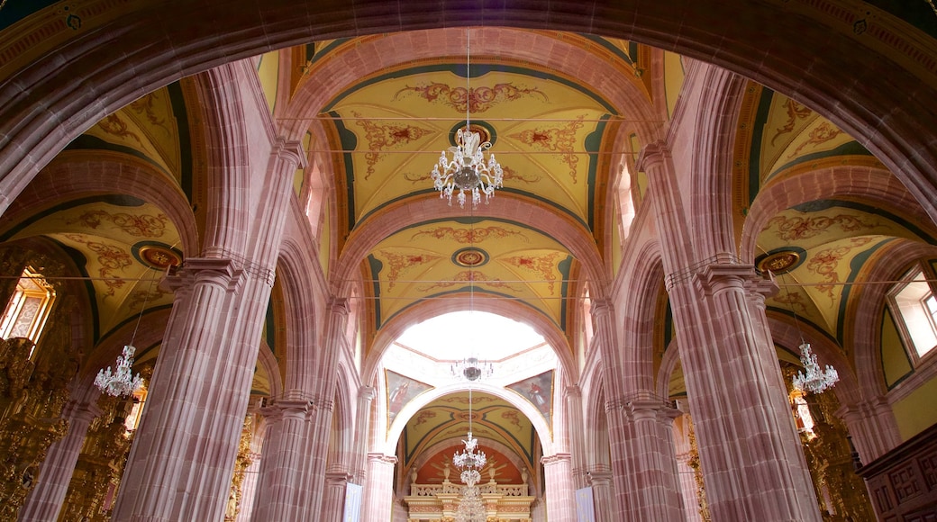 Zacatecas mostrando una iglesia o catedral, patrimonio de arquitectura y vistas interiores