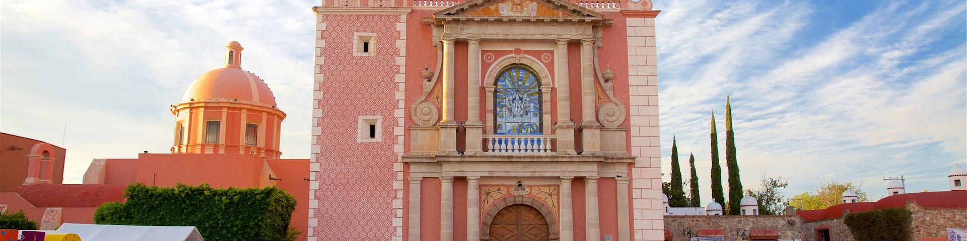 Church of Santa Maria showing heritage architecture and a square or plaza