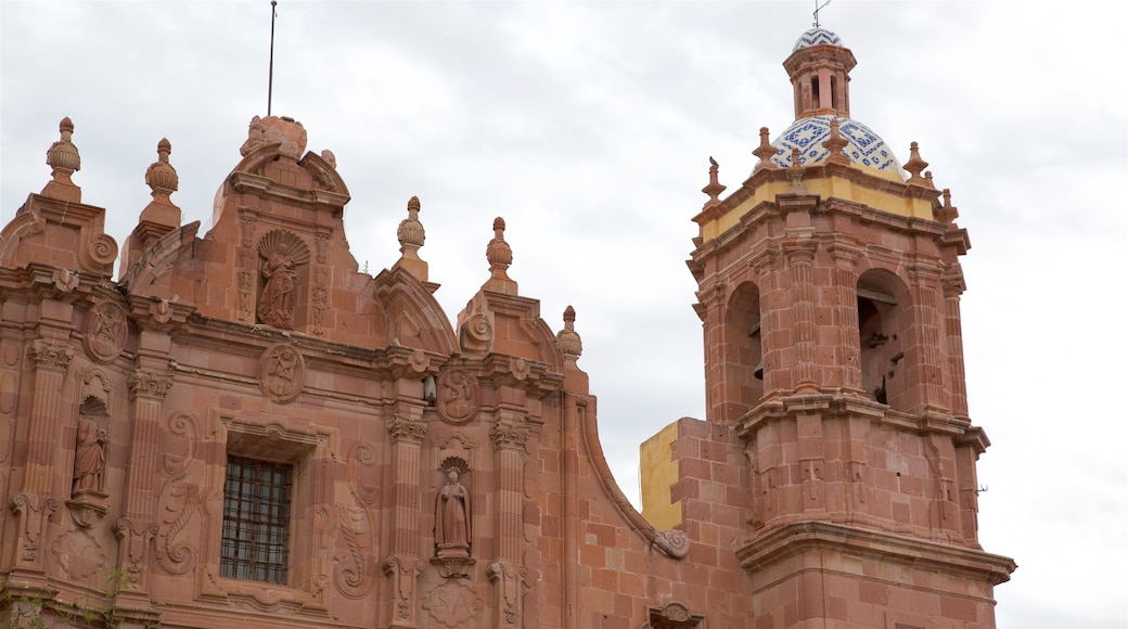Mexiko mit einem Kirche oder Kathedrale und historische Architektur