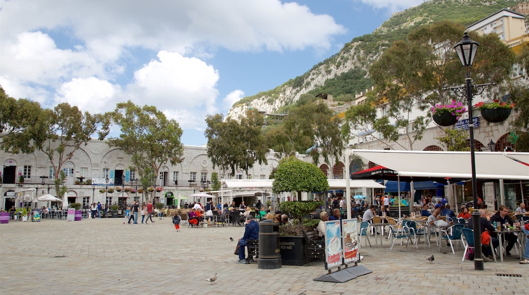 Casemates plass fasiliteter samt torg eller plass