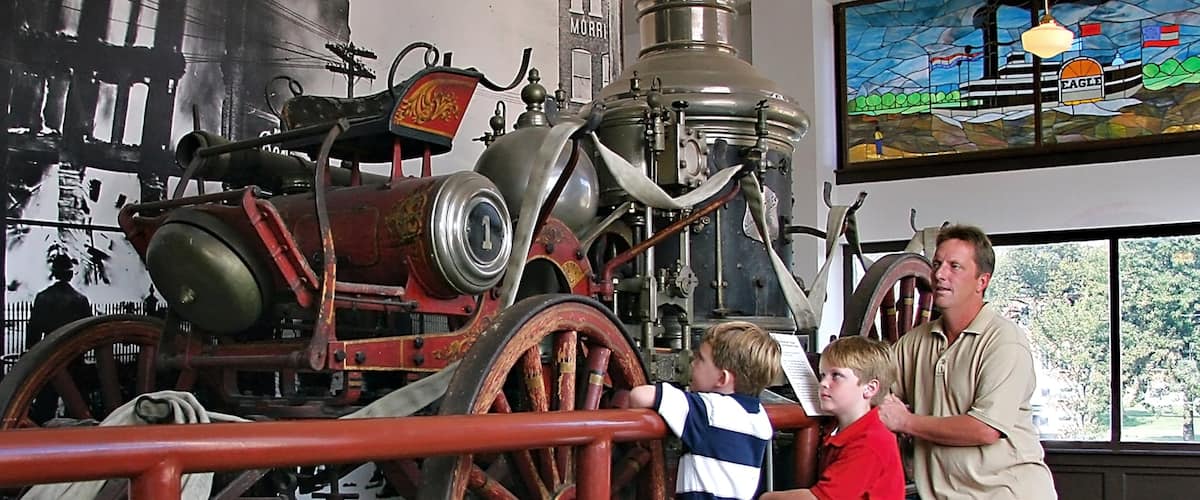Fort Smith which includes interior views as well as a family