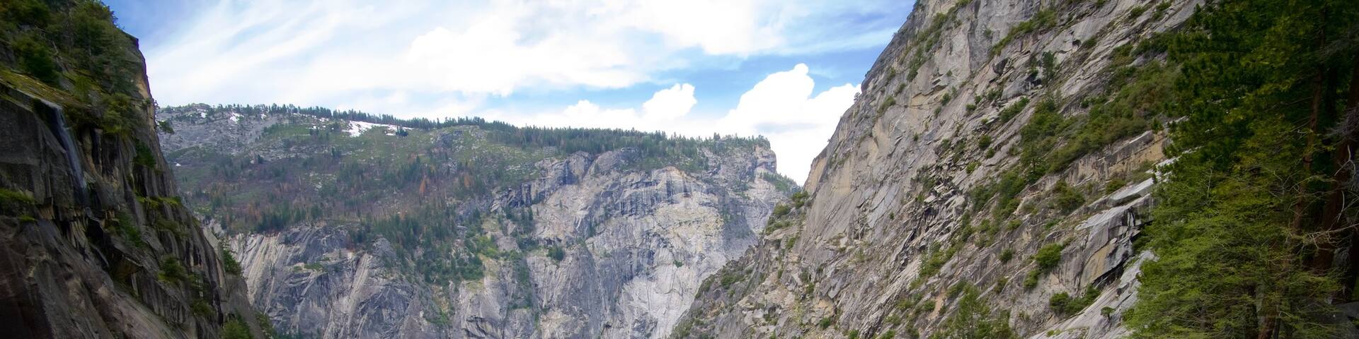 Vernal Falls which includes forests, a waterfall and mountains