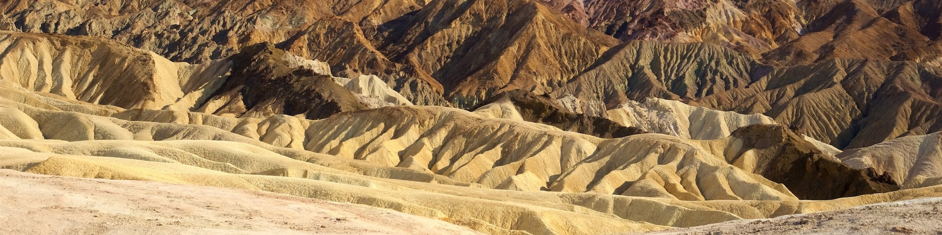 Valle de la Muerte mostrando vistas al desierto y escenas tranquilas