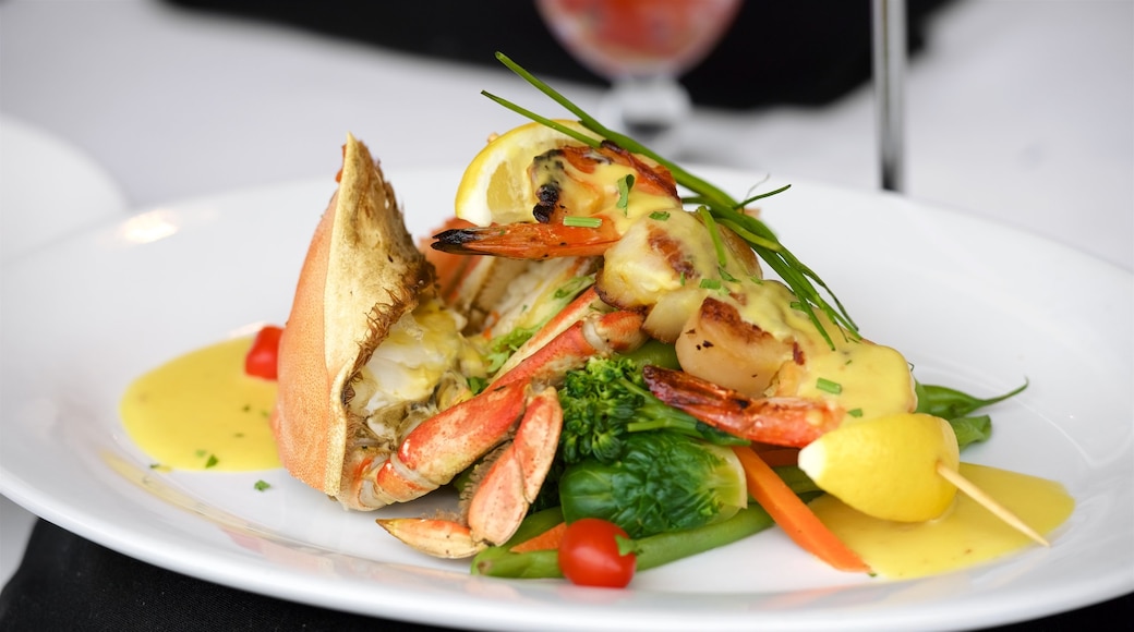 Fisherman\'s Wharf que incluye comida