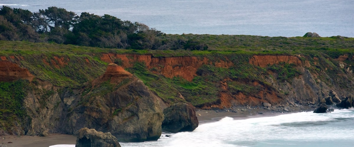Ragged Point which includes general coastal views and rocky coastline