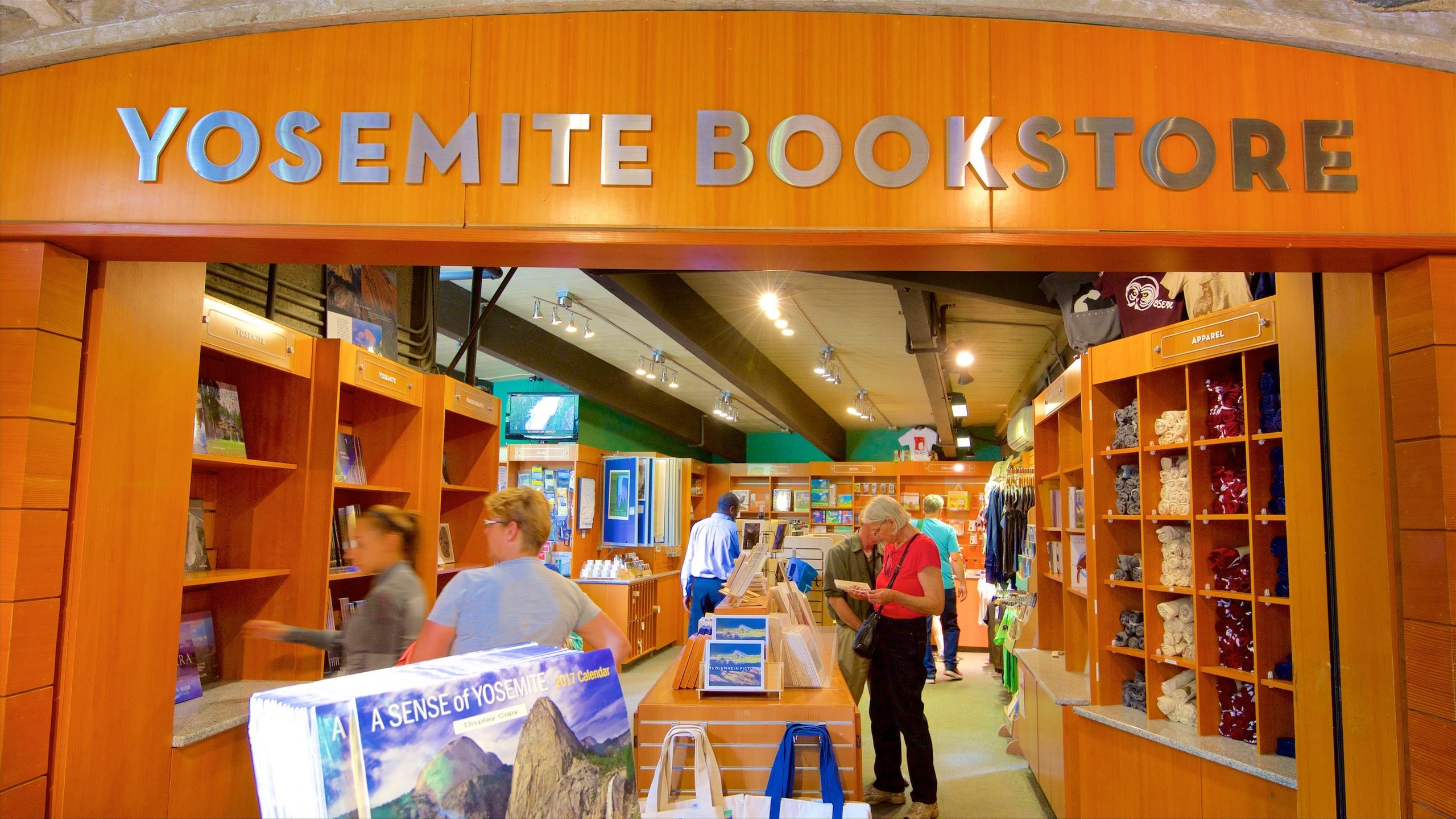 ビエルスター作　ヨセミテの谷 ビエルスター作 ヨセミテの谷 ビエルスター作 ヨセミテの谷