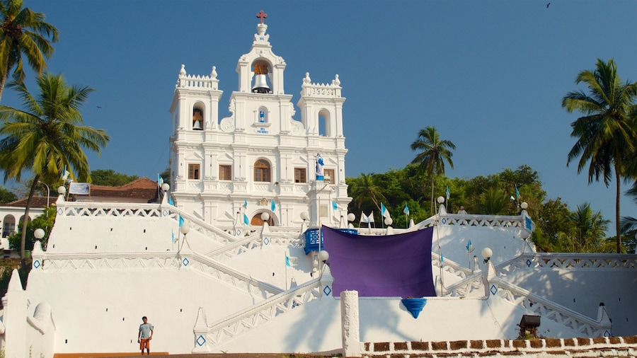 Panaji que incluye escenas urbanas