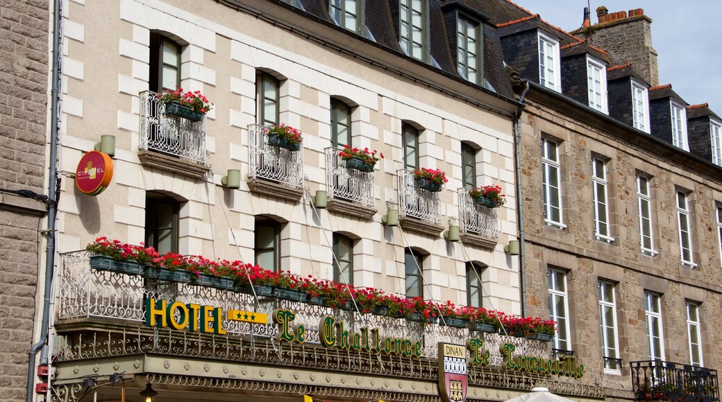 Dinan montrant patrimoine historique