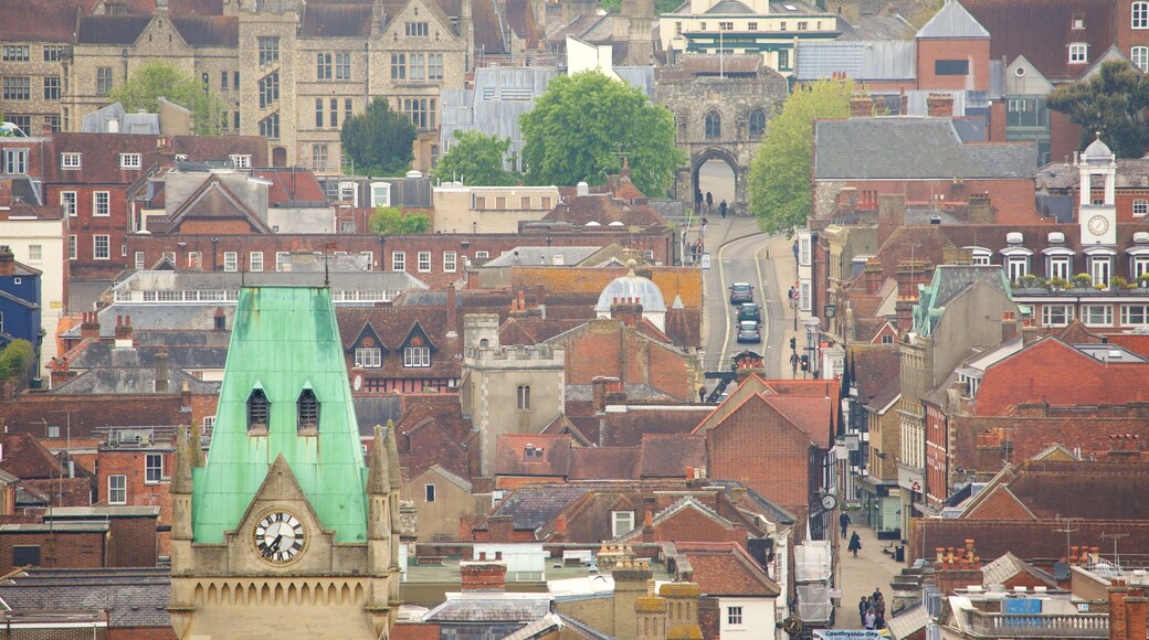 Hampshire mostrando elementos de patrimônio e uma cidade pequena ou vila