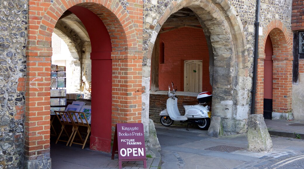 Hampshire caracterizando elementos de patrimônio e sinalização