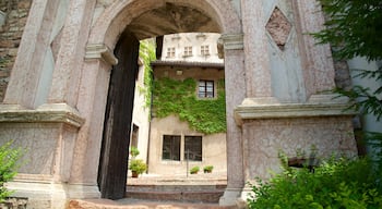 Castello del Buonconsiglio toont historische architectuur en kasteel of paleis