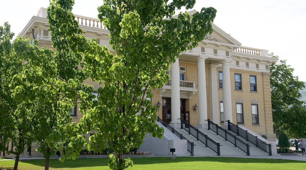 Brigham City showing heritage architecture
