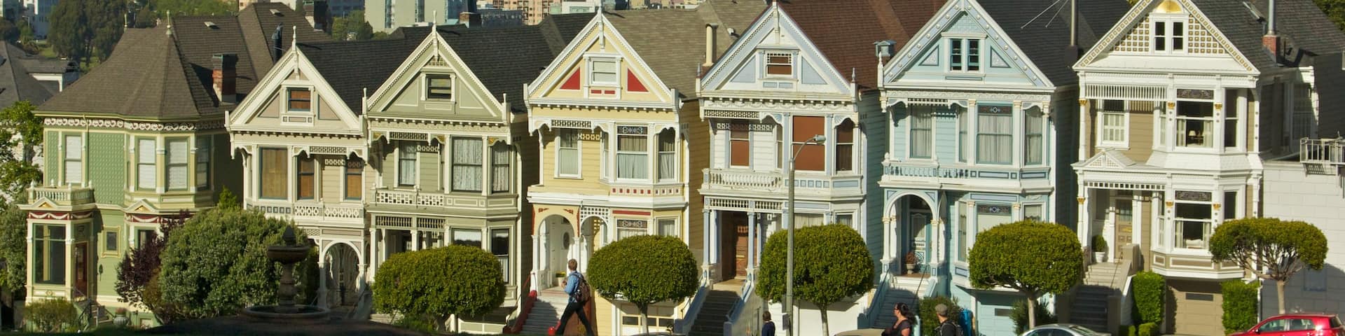 San Francisco featuring a city, a skyscraper and street scenes