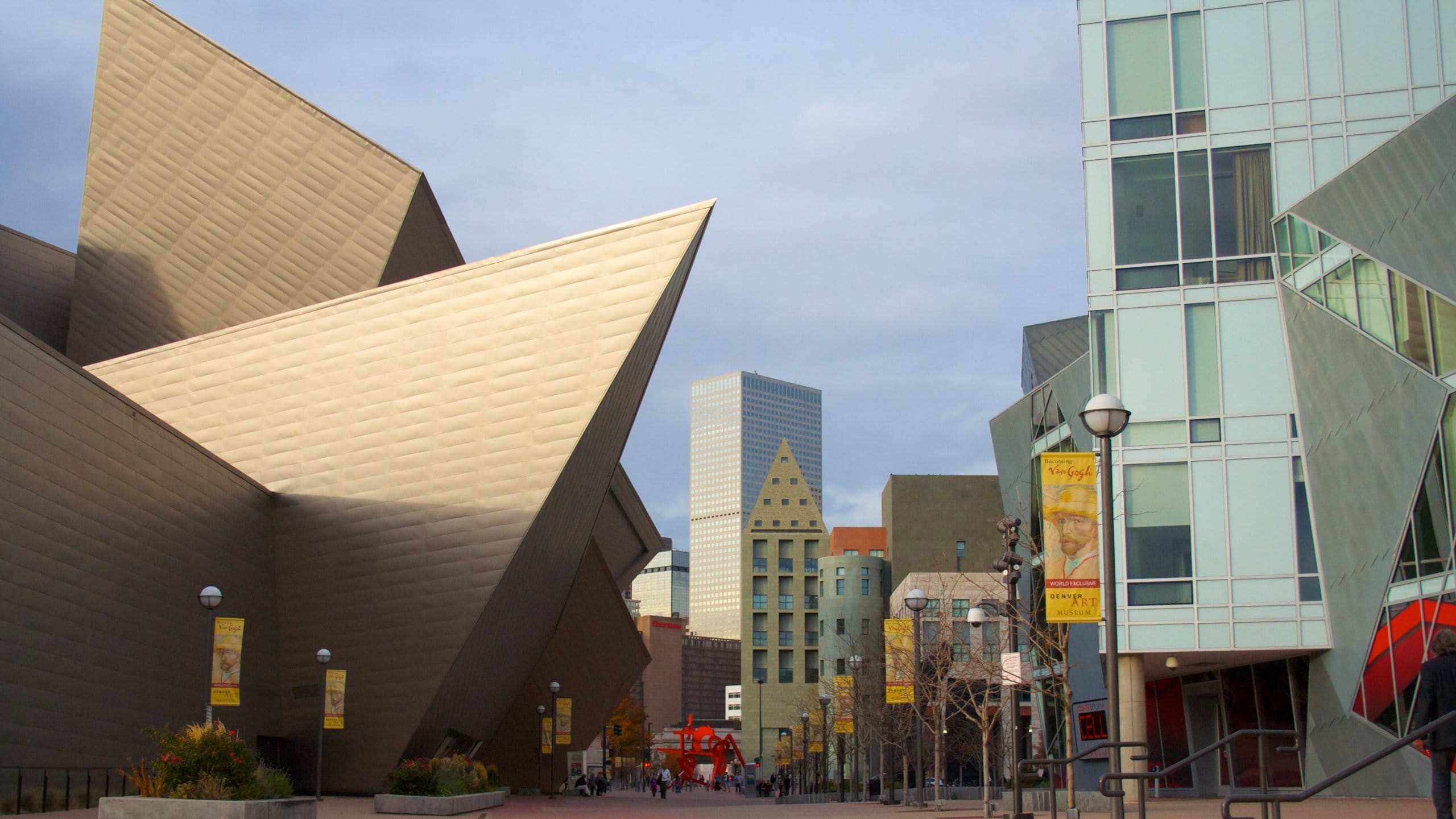 Denver mostrando arquitectura moderna y una ciudad