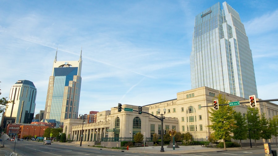 Country Music Hall of Fame and Museum showing central business district, a city and skyline