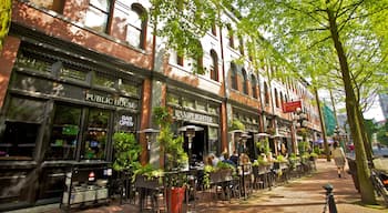 Gastown which includes a city, café lifestyle and street scenes