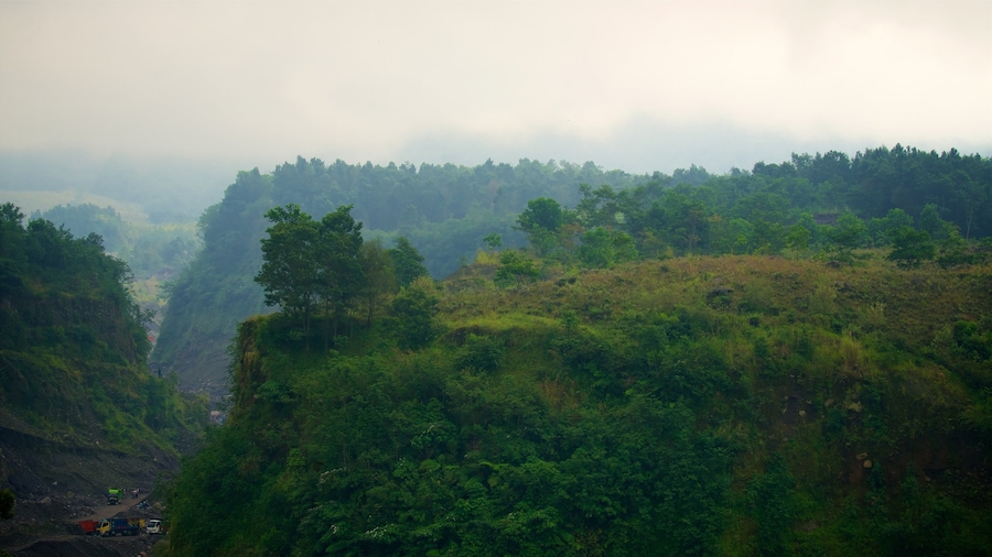 Getasan bevat mist of nevel, landschappen en vredige uitzichten