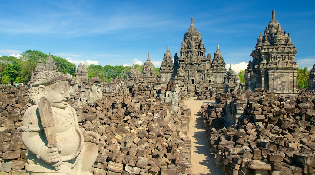 Yogyakarta mit einem Geschichtliches, Ruine und historische Architektur