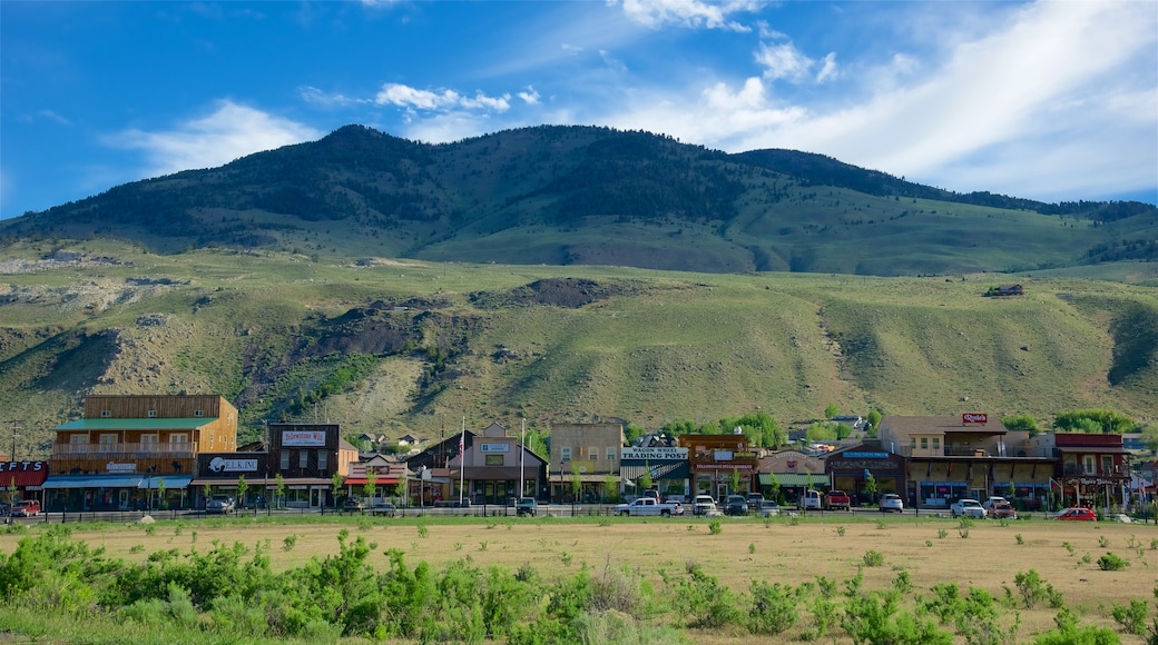 Gardiner qui includes scĂšnes tranquilles, panoramas et petite ville ou village