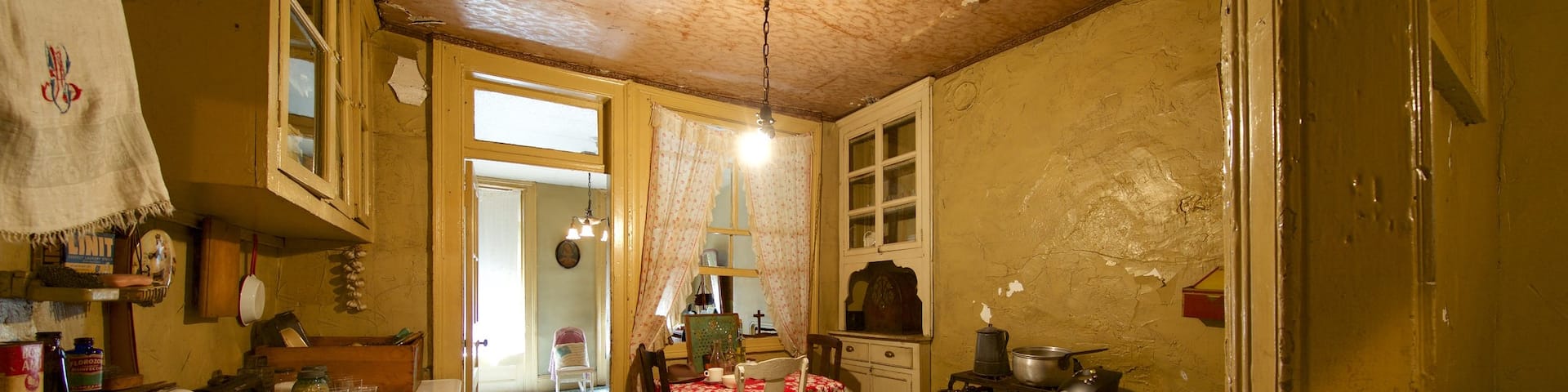Lower East Side Tenement Museum