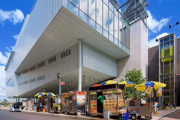 Whitney Museum of American Art welches beinhaltet moderne Architektur