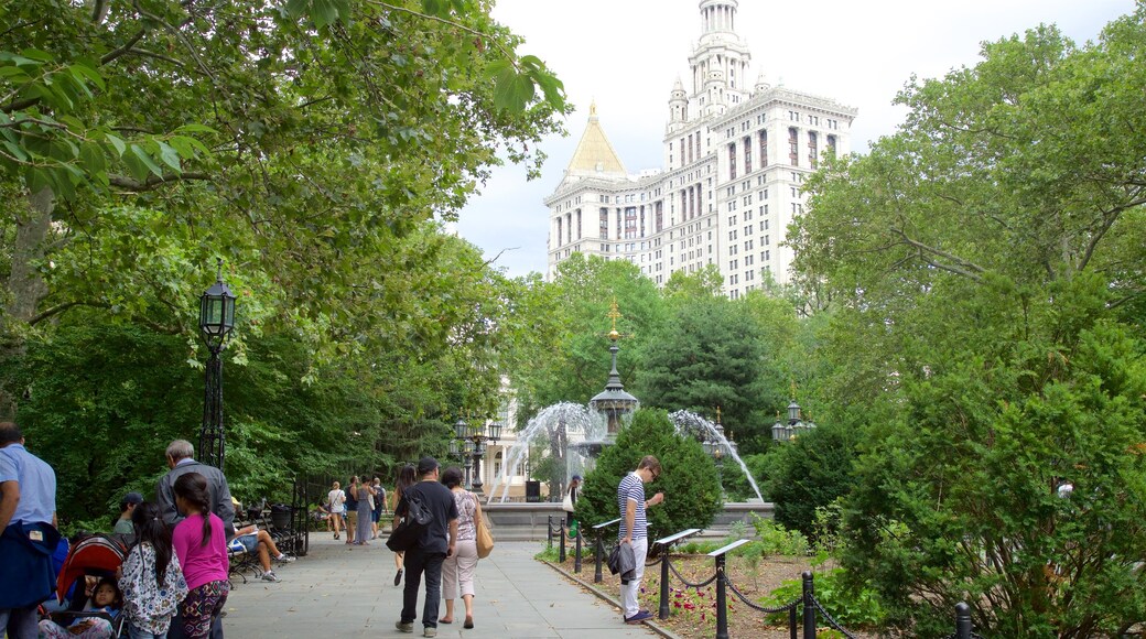 City Hall Park qui includes parc, fontaine et patrimoine historique