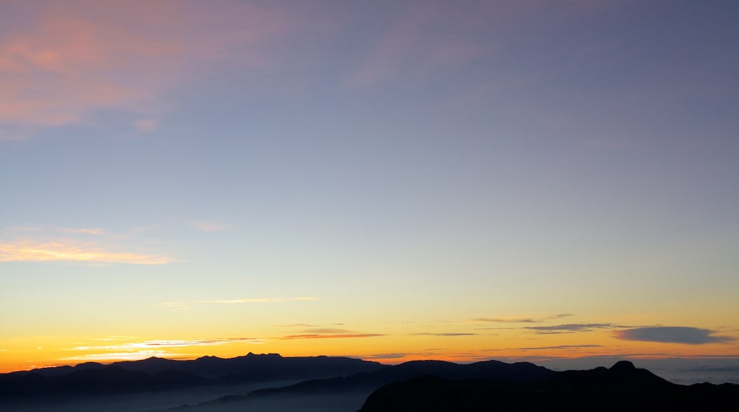 斯里蘭卡 呈现出 寧靜風景 和 夕陽