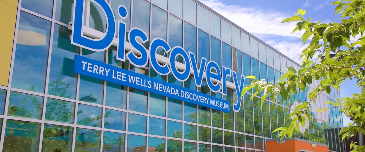 Terry Lee Wells Nevada Discovery Museum which includes signage