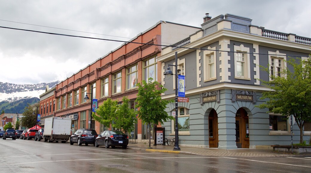Fernie and District Museum que inclui elementos de patrimônio