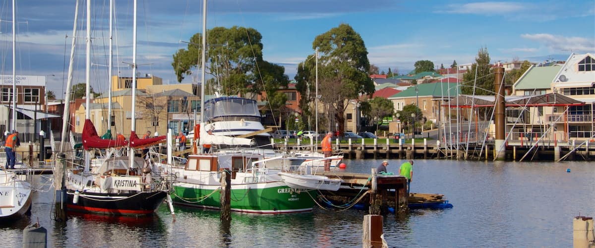 Bellerive showing a bay or harbour