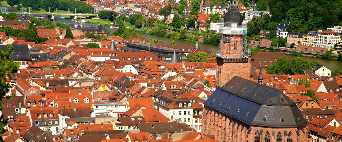 Heidelberg Church of the Holy Spirit which includes heritage elements and a city