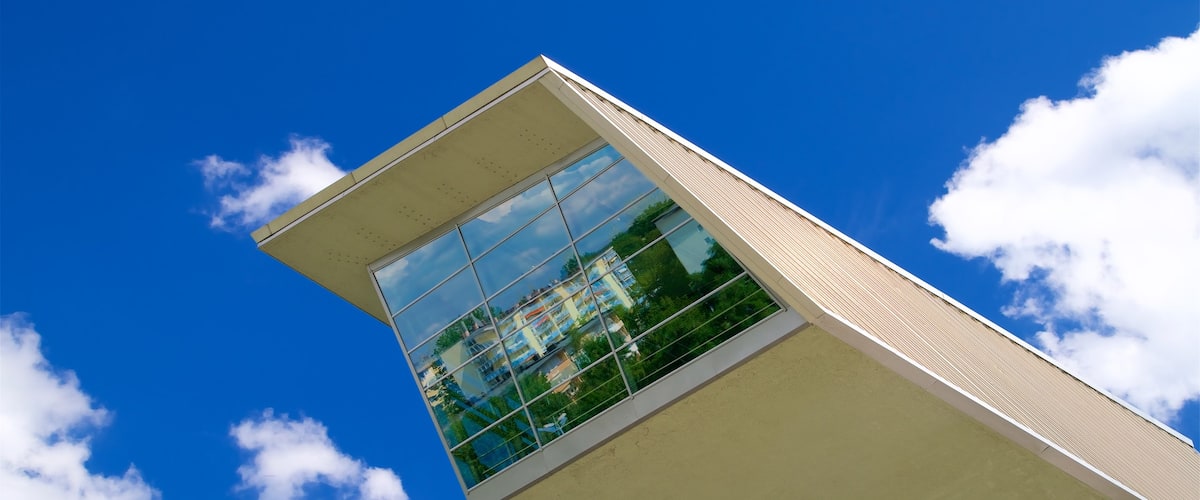 Dokumentationszentrum - Faszination und Gewalt mit einem moderne Architektur