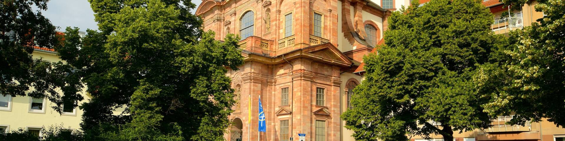Jesuitenkirche Mannheim mit einem Geschichtliches