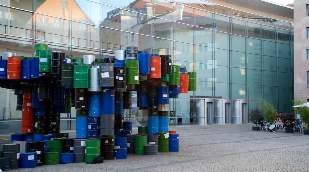 Nieuwe museum bevat kunst in de open lucht