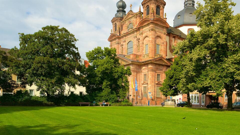 Mannheim Jesuit Church which includes a park, heritage architecture and a church or cathedral