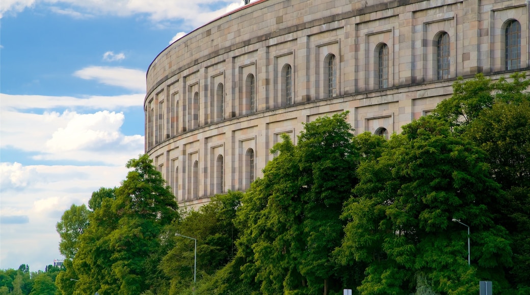 Reichsparteitagsgebäude que incluye patrimonio de arquitectura