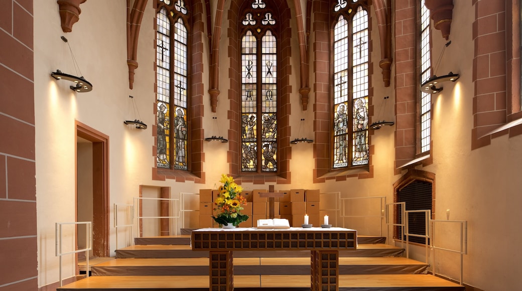 Old St. Nicholas Church showing interior views, heritage elements and a church or cathedral