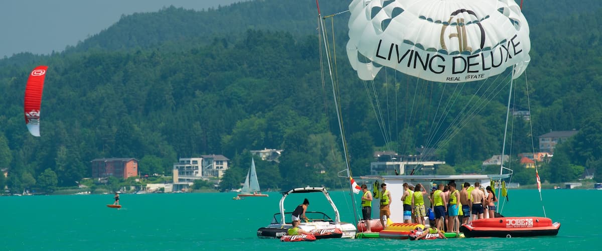 Velden am Woerthersee เนื้อเรื่องที่ อ่าวหรือท่าเรือ ตลอดจน คนกลุ่มเล็ก