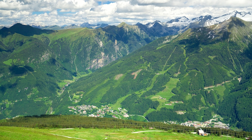 Monte Stubnerkogel que incluye montañas y escenas tranquilas