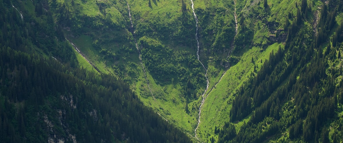Stubnerkogel Mountain featuring mountains and tranquil scenes