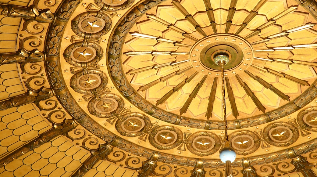 Indiana War Memorial toont interieur en historische architectuur