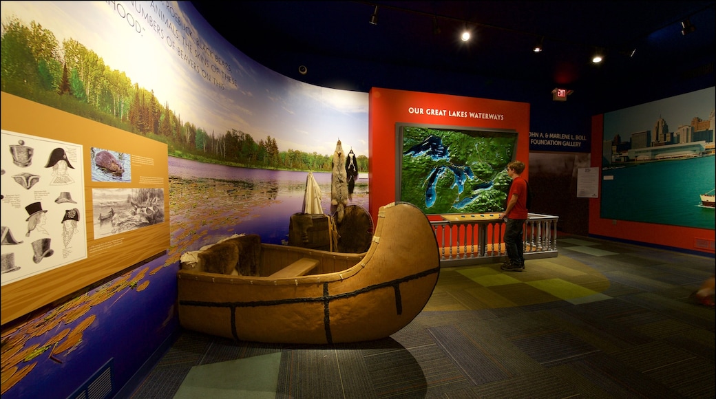 Dossin Great Lakes Museum featuring sisäkuvat