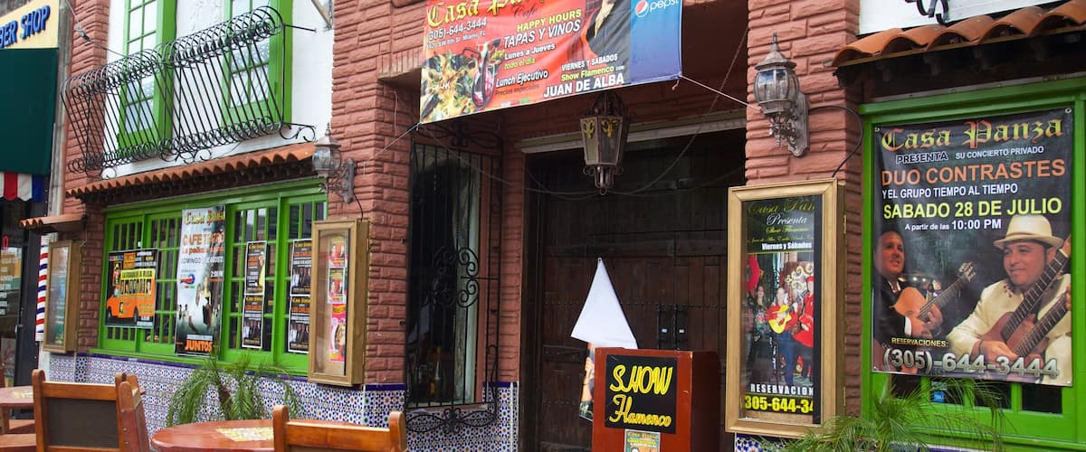 Little Havana showing a bar