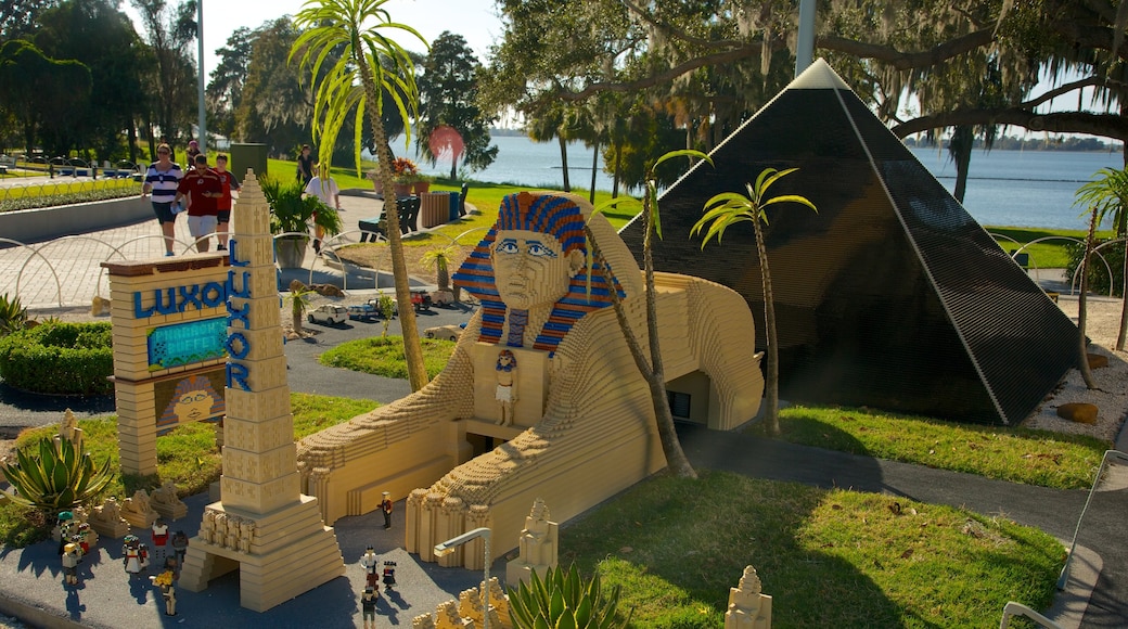 Winter Haven featuring rides and a statue or sculpture