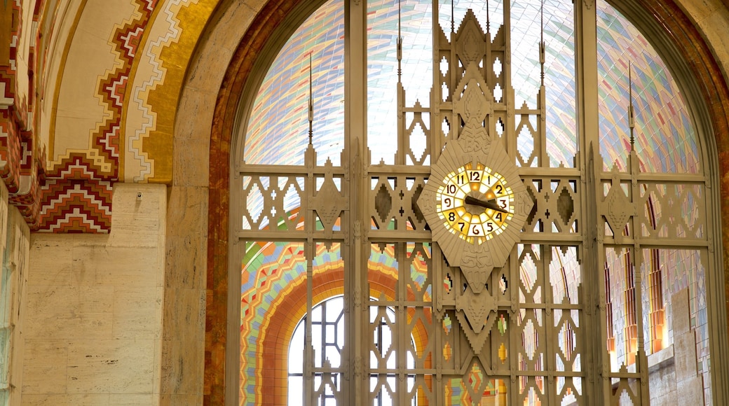 Guardian Building which includes interior views and heritage elements