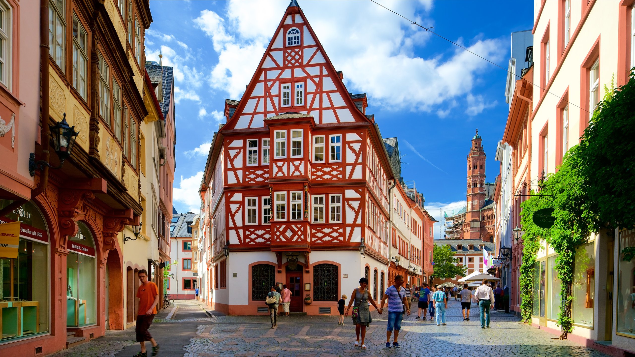 Germany Travel Guide - Travel Information & Requirements