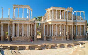 エストレマドゥーラ観光ガイド 定番人気スポットを参考に自分にピッタリの観光プランを立てよう エクスペディア エストレマドゥーラ観光ガイド 定番人気スポットを参考に自分にピッタリの観光プランを立てよう エクスペディア