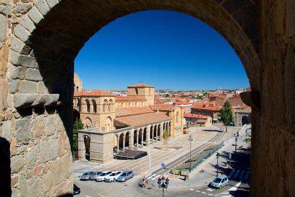 Basilica de San Vicente